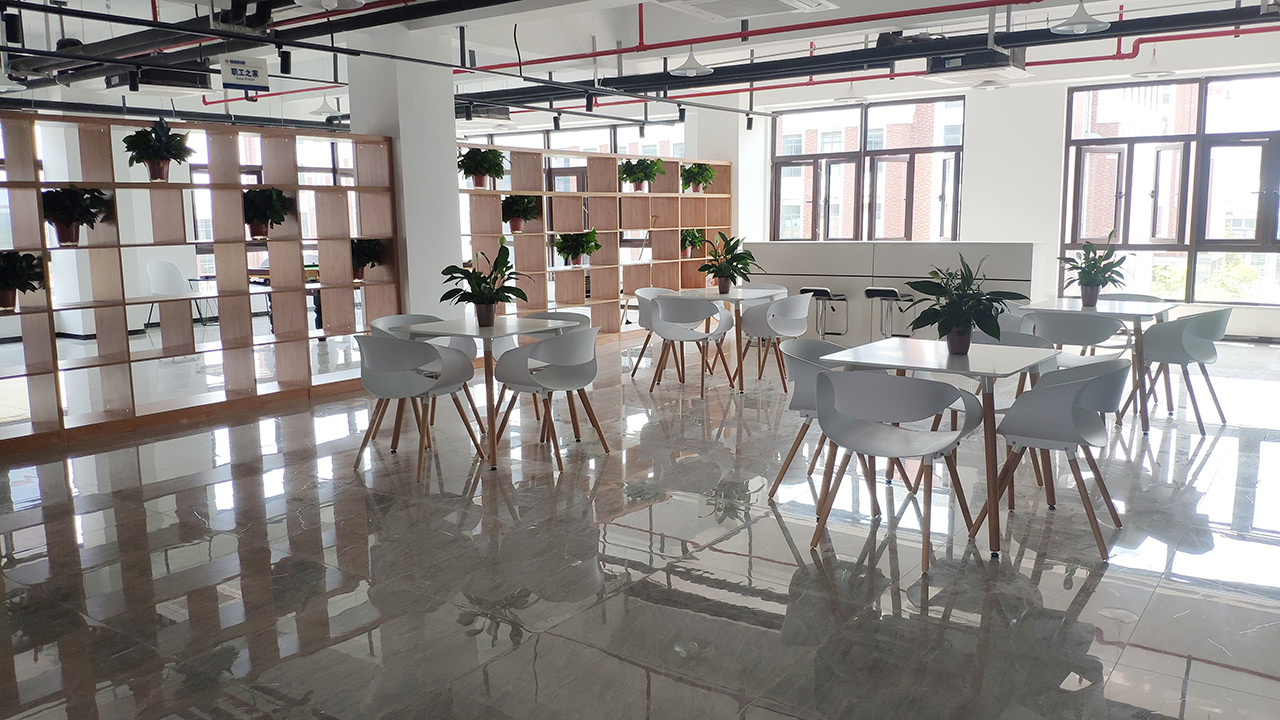 廠(chǎng)房(fáng)設備